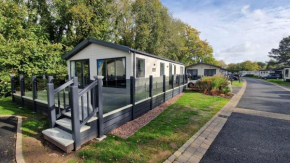Luxury Lodge @ Hoburne Devon Bay